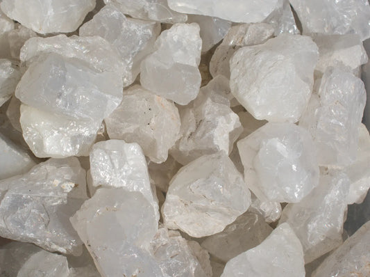 Moonstone: Calms emotions and relieves insomnia