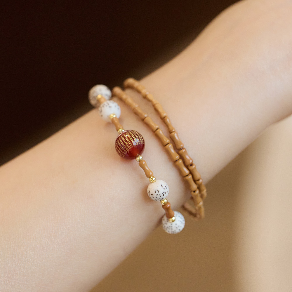 Bodhi Red Agate Three-Circle Bracelet