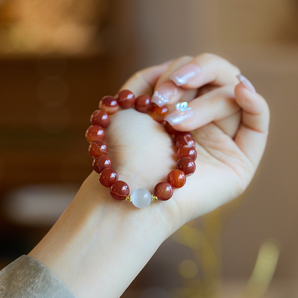 Red agate cat's eye stone beaded bracelet