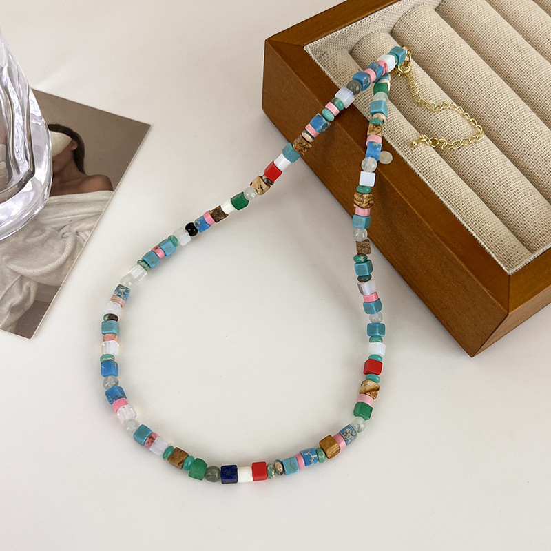 High-grade natural stone beaded colorful dopamine clavicle necklace