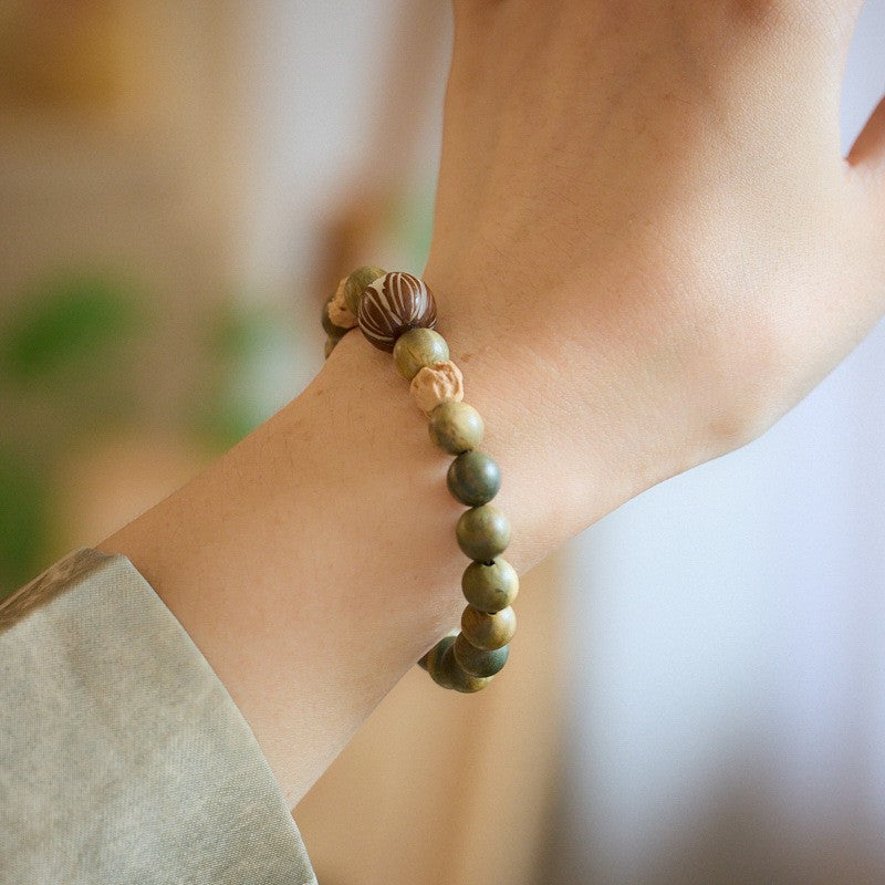 Green sandalwood bracelet design 8mm