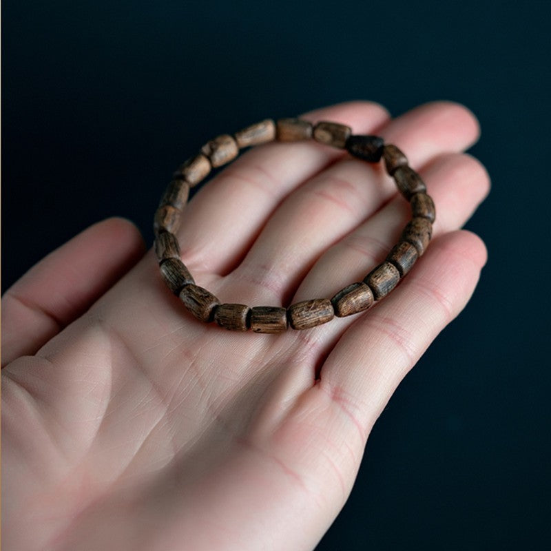 Green agarwood 4*8mm bracelet