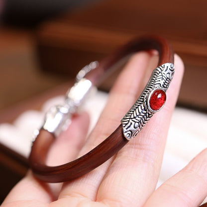 Tibetan natural Shannan knotless chicken blood vine bracelet