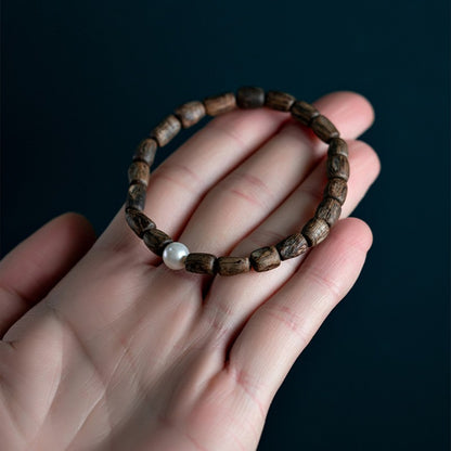 Green agarwood 4*8mm bracelet