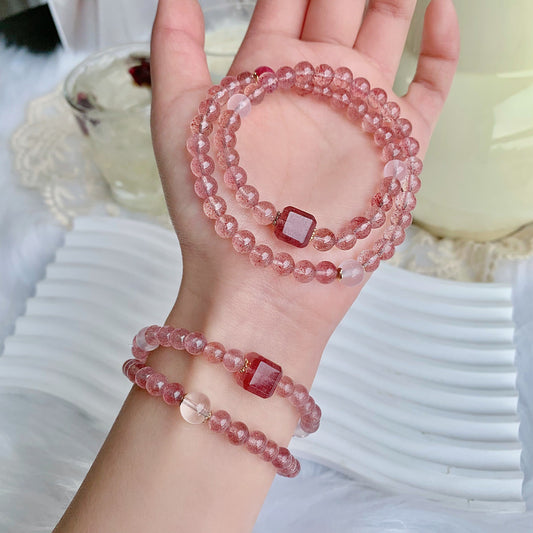 Strawberry Quartz for improving love luck