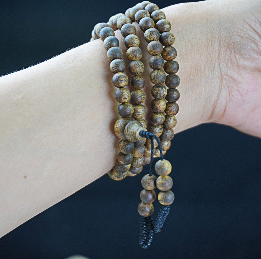 Green agarwood 108 rosary Buddhist beads bracelet