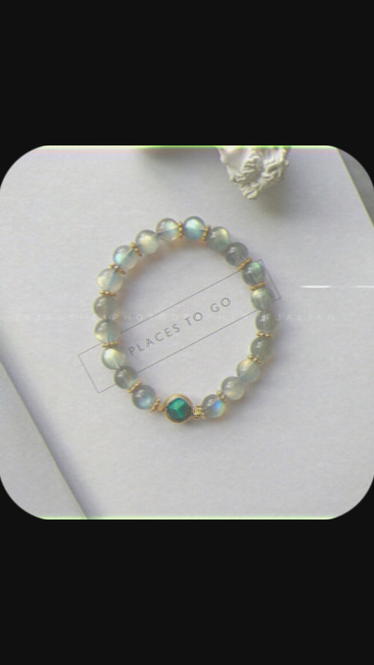 Moonstone bracelet 7.8mm